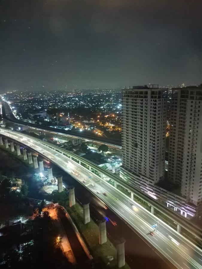 Cozy Grand Kamala Lagoon By Pelita Property Bekasi Esterno foto
